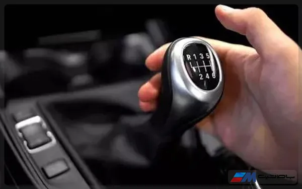 مشکلات دنده عقب خودرو